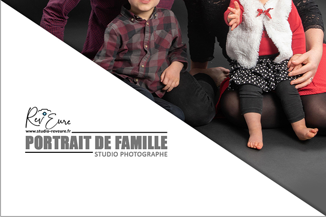STUDIO – PORTRAIT DE FAMILLE | Pacy sur Eure (27) | Séance photos famille | ©Studio Rev’Eure